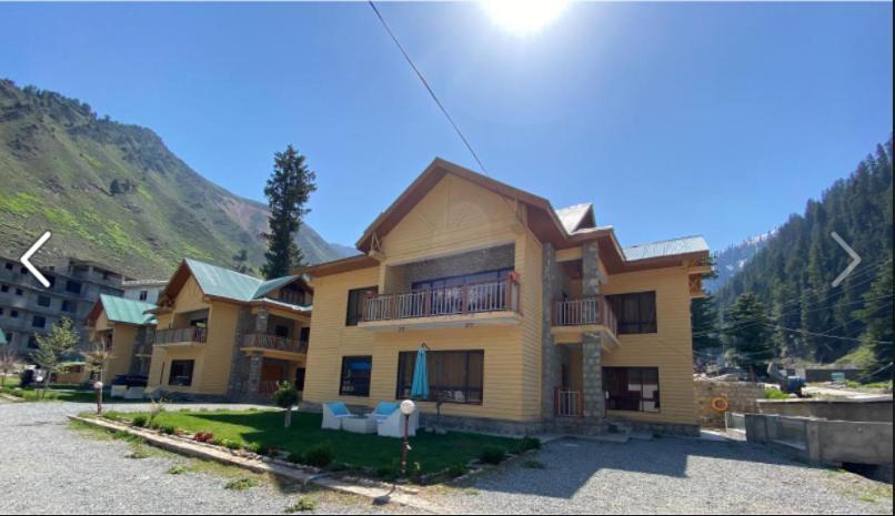 Trout Lodge Наран Екстериор снимка